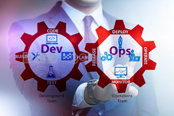 devOps軟件開發它的概念。