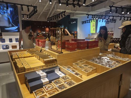 青藏文創(chuàng)何處尋 西寧藏匯倉(cāng)里覓新意